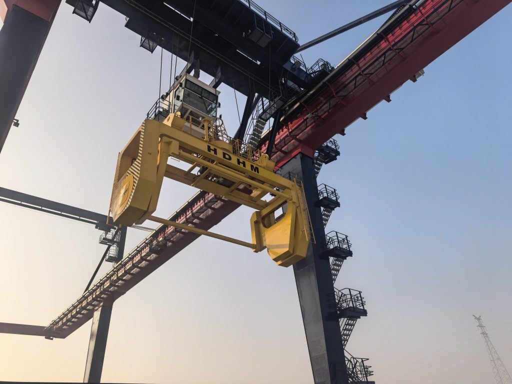 ZDF20 集装箱翻转吊具